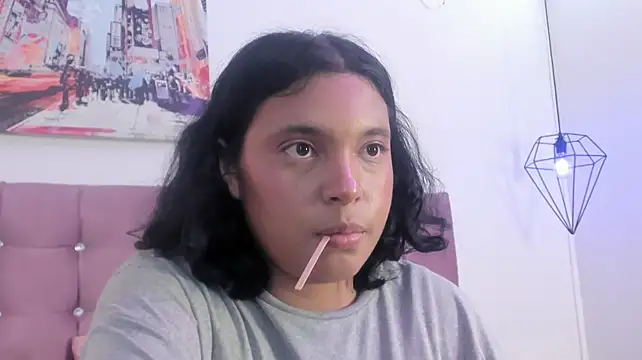 XXX chat uživo modela Emmaa_Lexx