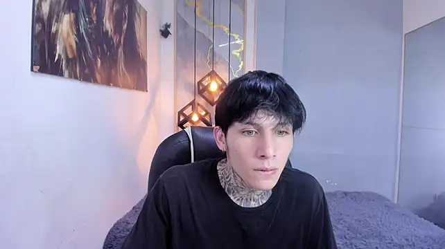 Онлайн чат XXX Cry_thereal