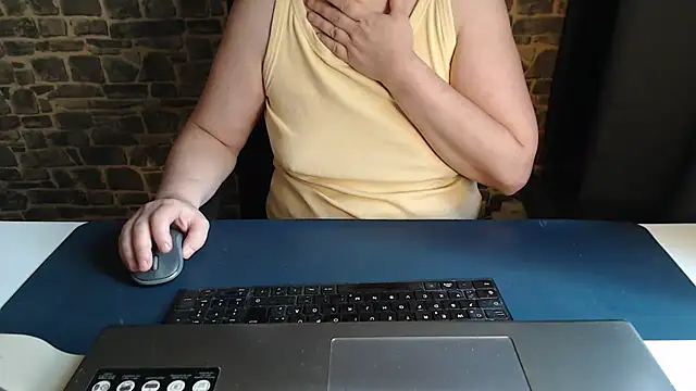 SweetPhoenix76's Live XXX Chat