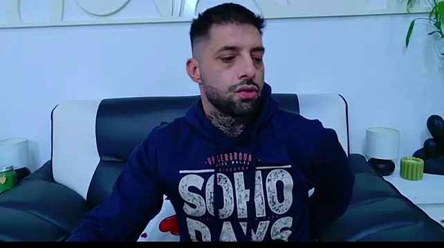 TommyDum – Live XXX-chat