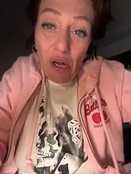 MilfOfDreams' Webcam Show