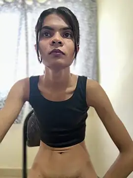 Enna_Zarza_ Adlı Modelin Canlı XXX Sohbeti