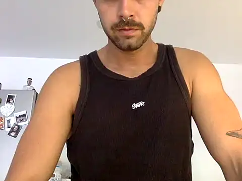 Benistripp Live XXX Chat
