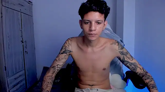 tylerrnova Live XXX Chat