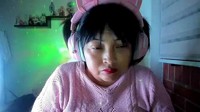 Shaddycute_ লাইভ XXX চ্যাট
