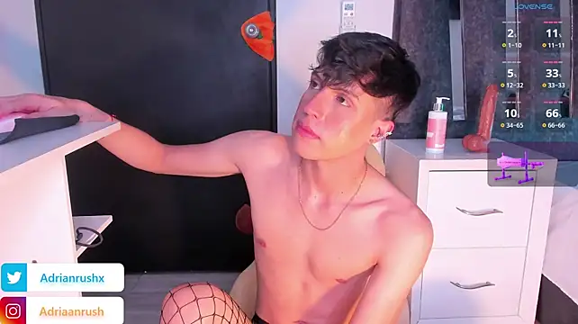 Chat XXX en directo de AdrianRushx