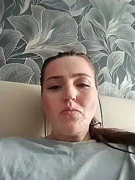 SweetyMommy77's Live XXX Chat