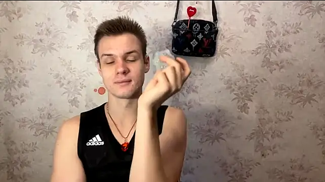 Онлайн чат XXX BigBabyMax