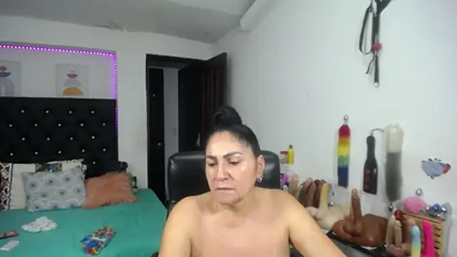 Živý XXX chat mature_bigboobs10