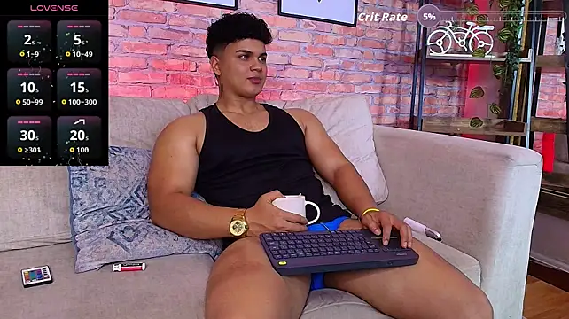 Edward_clarck's Live Chat Room
