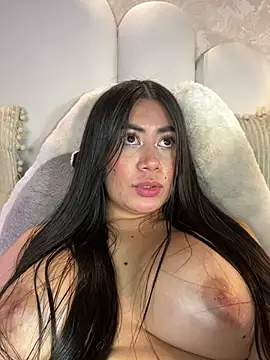 Czat XXX na żywo – _MadiLee_