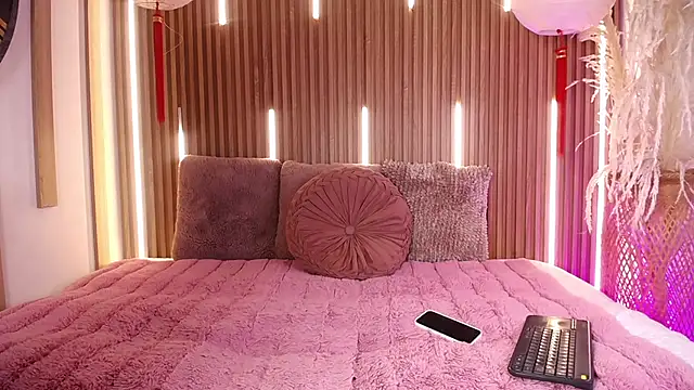 Chloe_Lombardi's Live XXX Chat