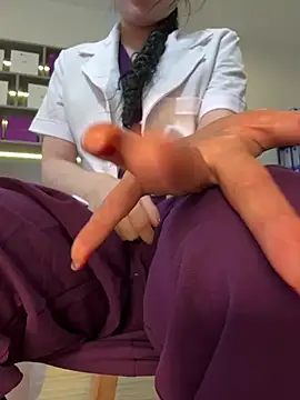 secretly_masturbating Chat XXX in diretta