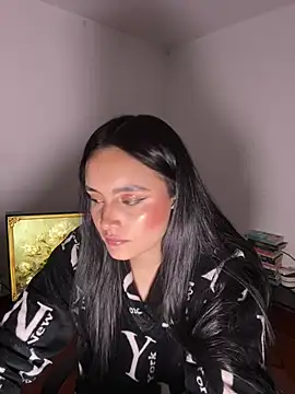 salome_polaniiee Chat XXX in diretta
