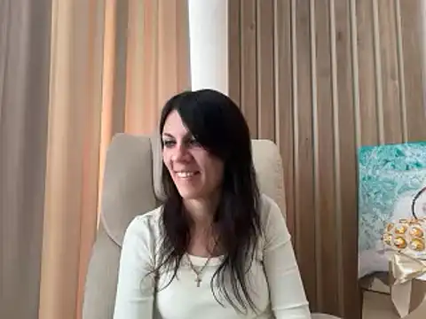 InjaAtHome Chat XXX live