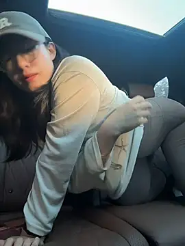 weiwei103's Live XXX Chat
