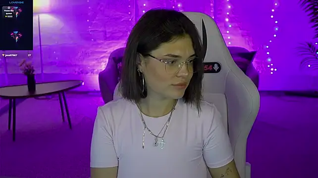 Lola_054 Live XXX-chat