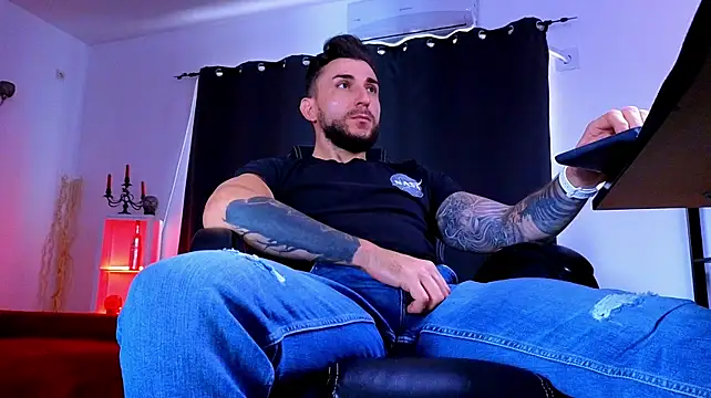MightyAaron66 라이브 XXX 채팅