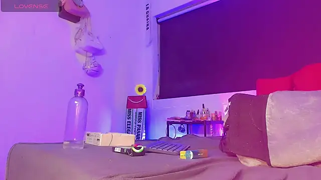 Czat XXX na żywo – naomy__xx