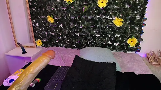 ladymooncsのライブXXXチャット