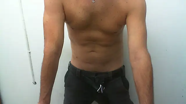 Show modela realhompa na web-kameri