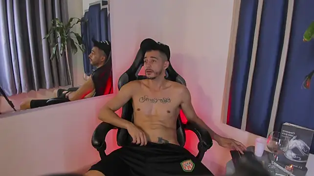 Chatroom XXX en direct de Damiam_23
