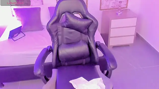 ania_rummage's Live XXX Chat