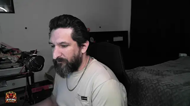 DevilPup75_ Chat XXX in diretta