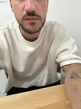 RealDeal2000xxx Webcam-Show