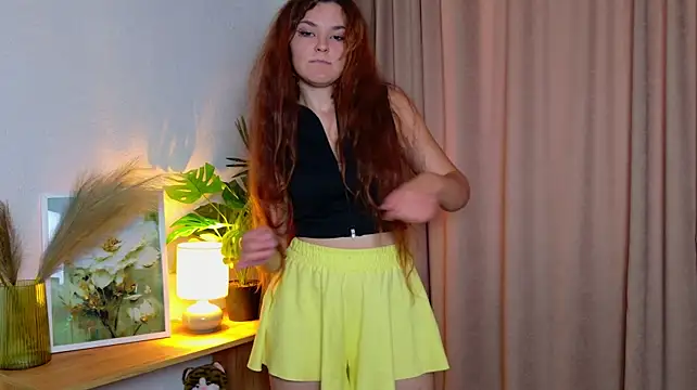 XXX chat uživo modela LeyaaStarr