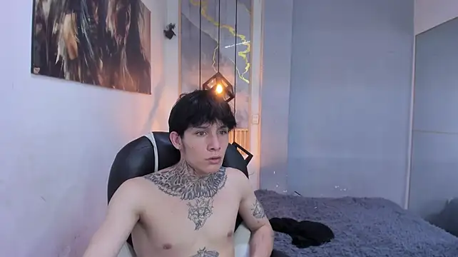 Cry_thereal élő XXX-chatje