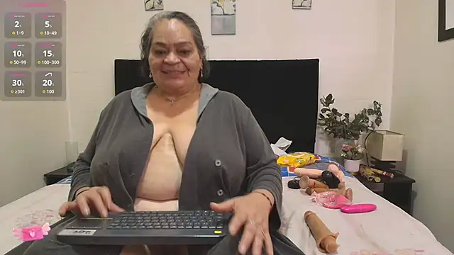 QueenMatturex Live XXX-Chat