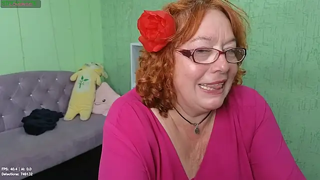 Živý XXX chat Fara_Flutte