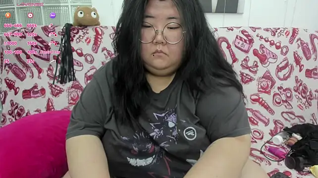 Nadine_asian's Live XXX Chat