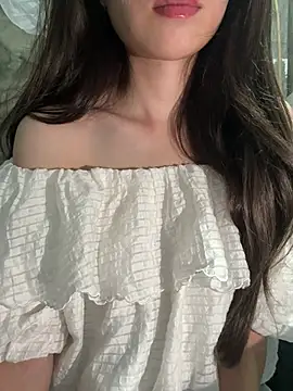 Bella_sexy98 XXX чат на живо