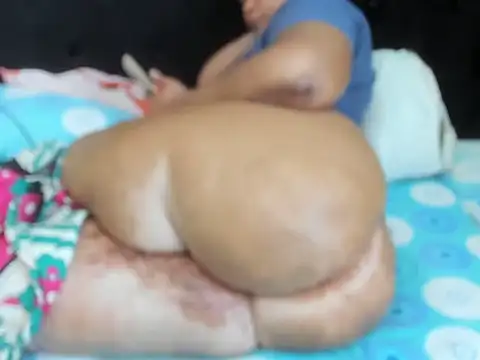BUBLYASS26n Live XXX chat