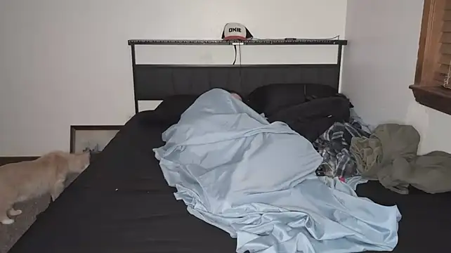 Opondestre00420 Live XXX-chat