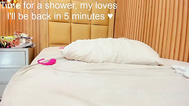 LINASTARK Chat XXX live
