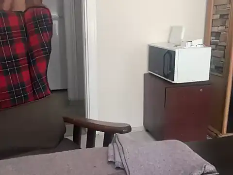 Онлайн чат XXX ALPHANDRE
