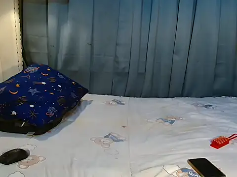 Baby_cassy18: απευθείας συνομιλία ΧΧΧ