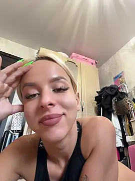 LikaCat's Live XXX Chat
