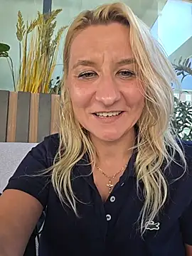 KaylinJan Adlı Modelin Canlı XXX Sohbeti