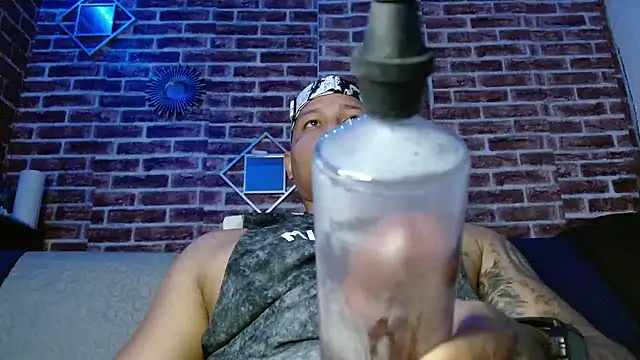 jordan_bigcock_'s Live XXX Chat