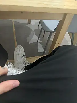 RealDeal2000xxx Webcam-Show