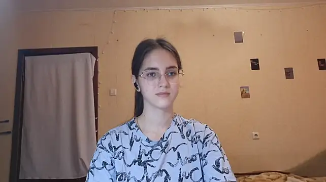 Chatroom XXX en direct de Katelemon