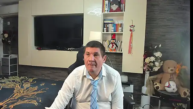 SpartacusDaddy48 Chat XXX live