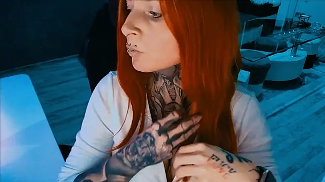 Онлайн чат XXX InesGold