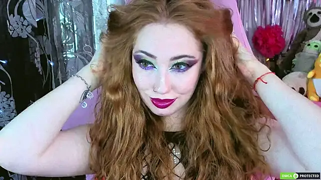 TinaBrook Adlı Modelin Canlı XXX Sohbeti