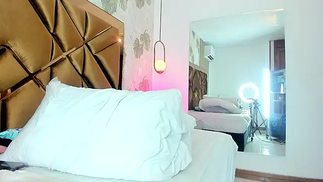 Alexa-Lynx Chat XXX in diretta