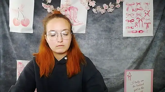 MissAriaa Adlı Modelin Canlı XXX Sohbeti